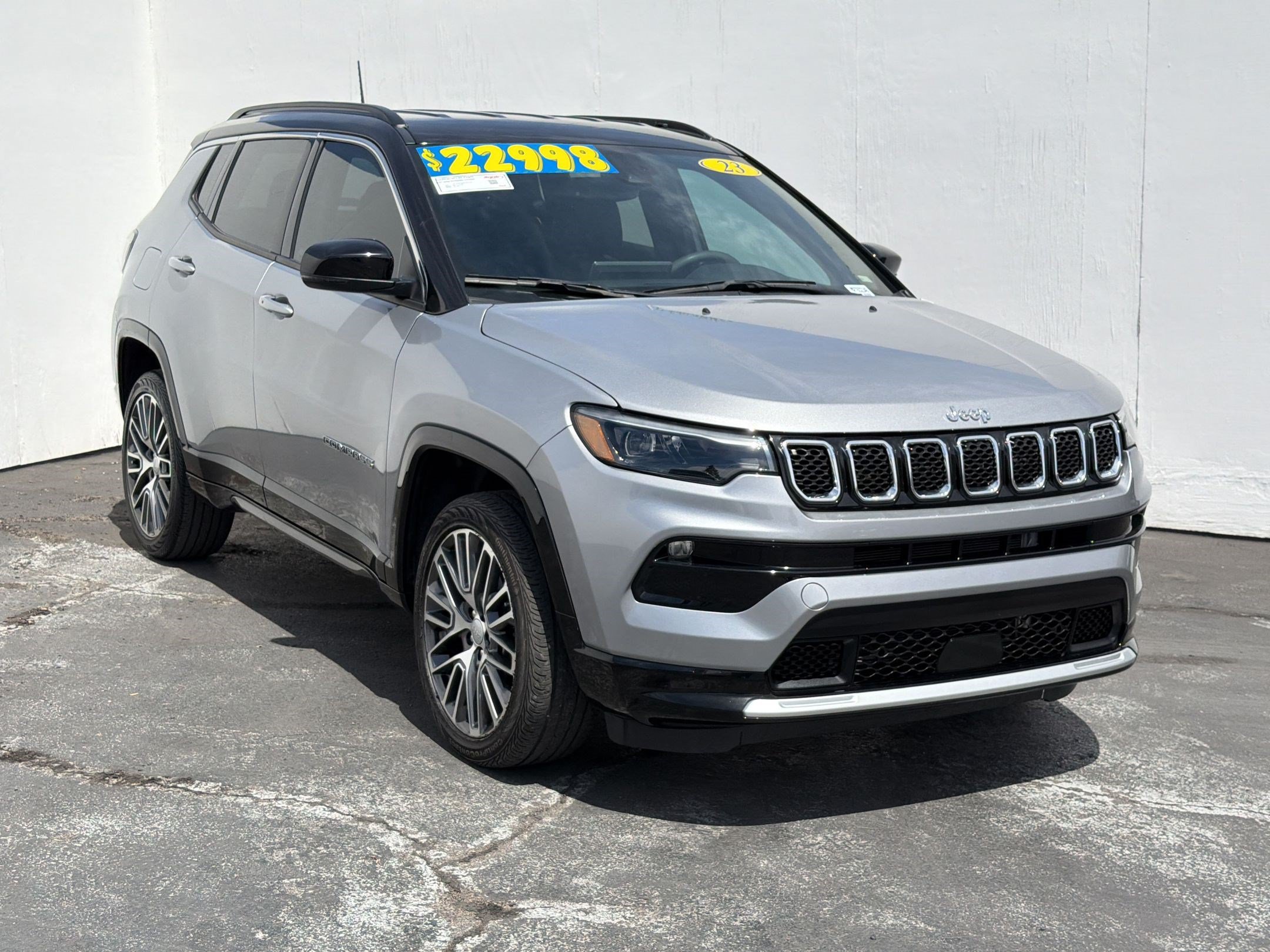 Used 2023 Jeep Compass Limited w/ Elite Group AWD/4WD image 6