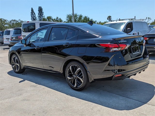 New 2025 Nissan Versa SR w/ Trunk Package image 7