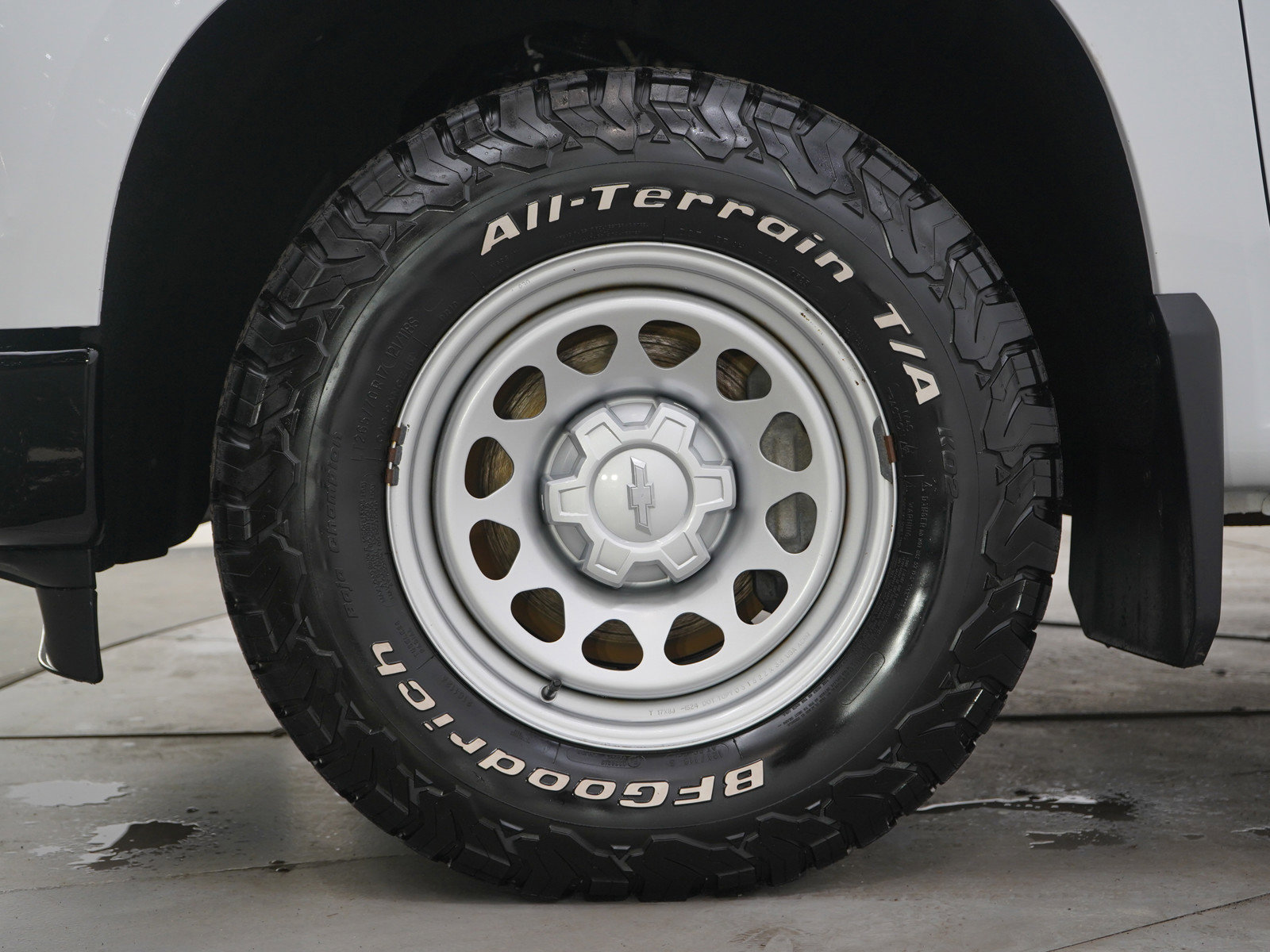 Used 2023 Chevrolet Silverado 1500 W/T w/ Z71 Off-Road Package image 29