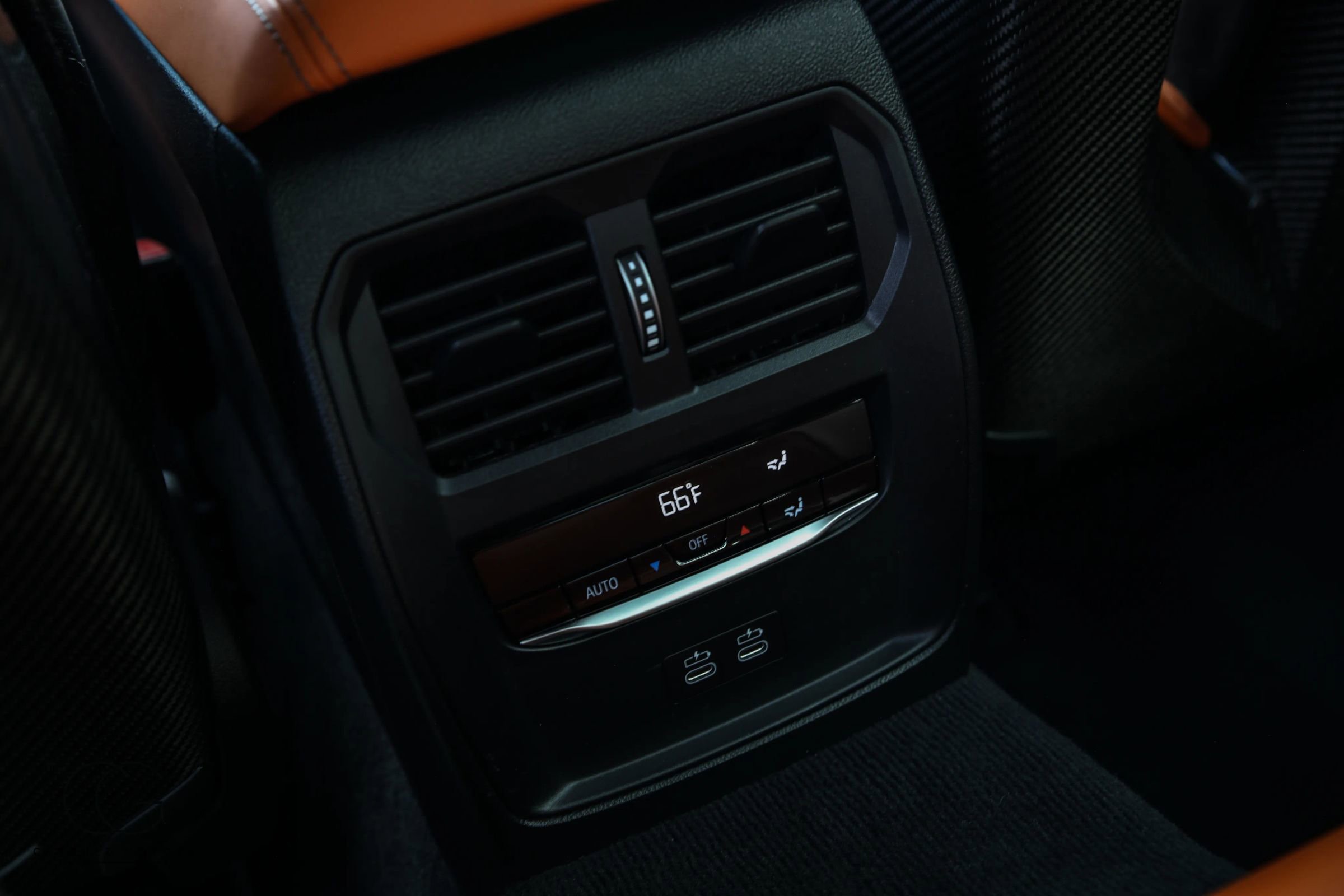 Used 2024 BMW M3 Competition w/ M Carbon Exterior Package image 36