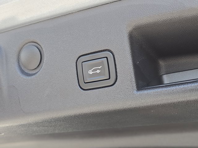 Used 2024 Chevrolet Equinox LT image 9