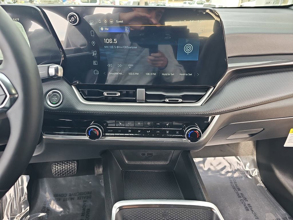 New 2026 Chevrolet Equinox LT w/ Convenience Package II image 34