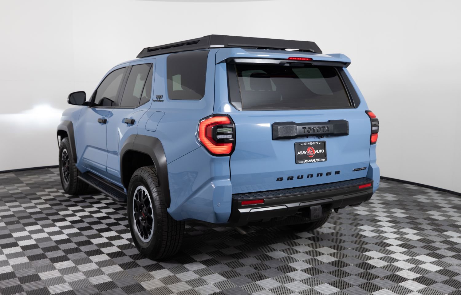 Used 2025 Toyota 4Runner TRD Off-Road image 5