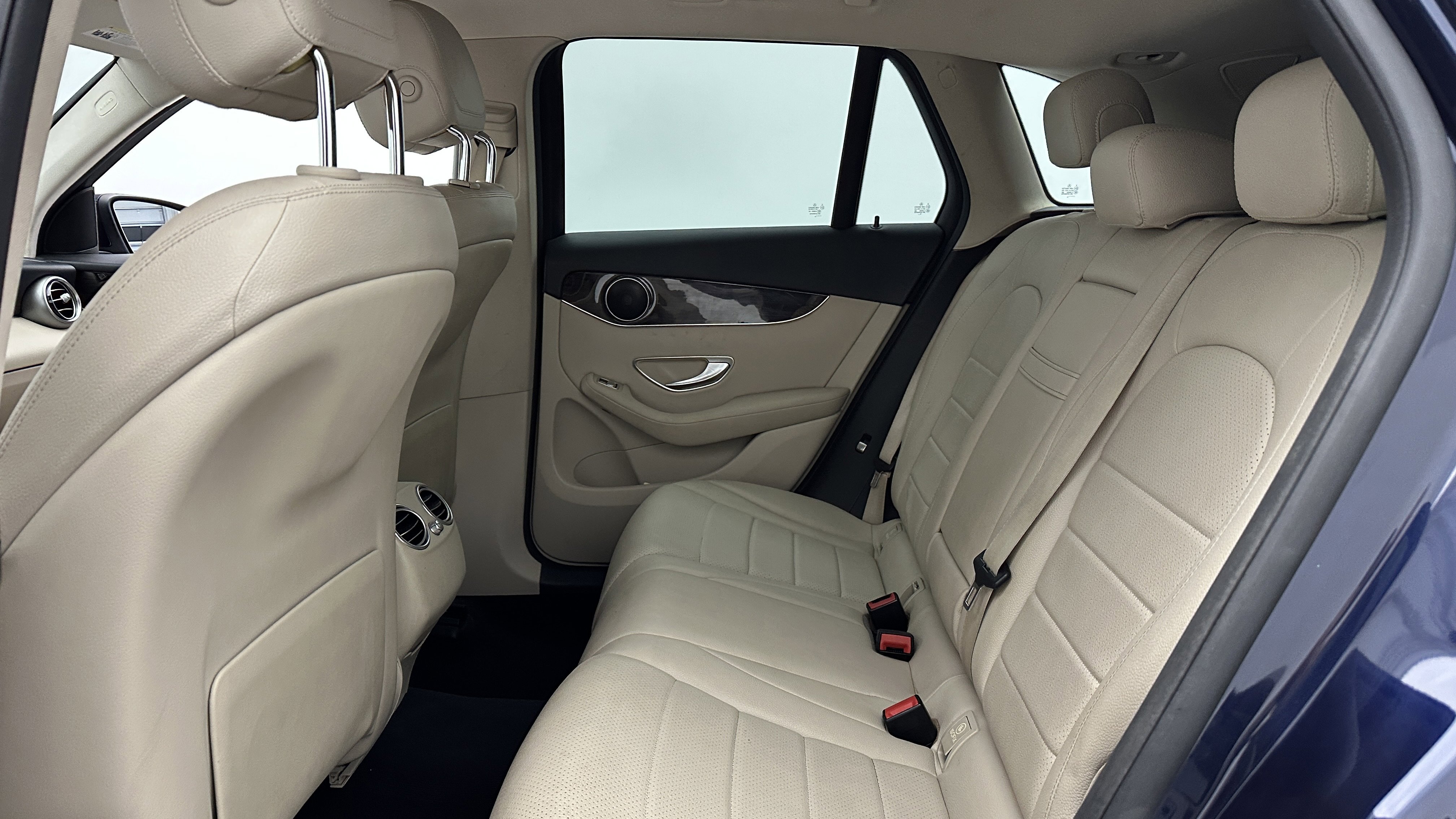 Used 2016 Mercedes-Benz GLC 300 image 27