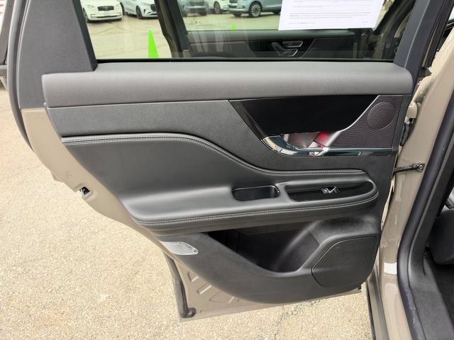 Used 2025 Lincoln Corsair Grand Touring w/ Jet Appearance Package AWD/4WD image 21