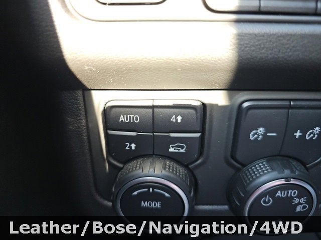 Used 2023 Chevrolet Suburban LT image 20