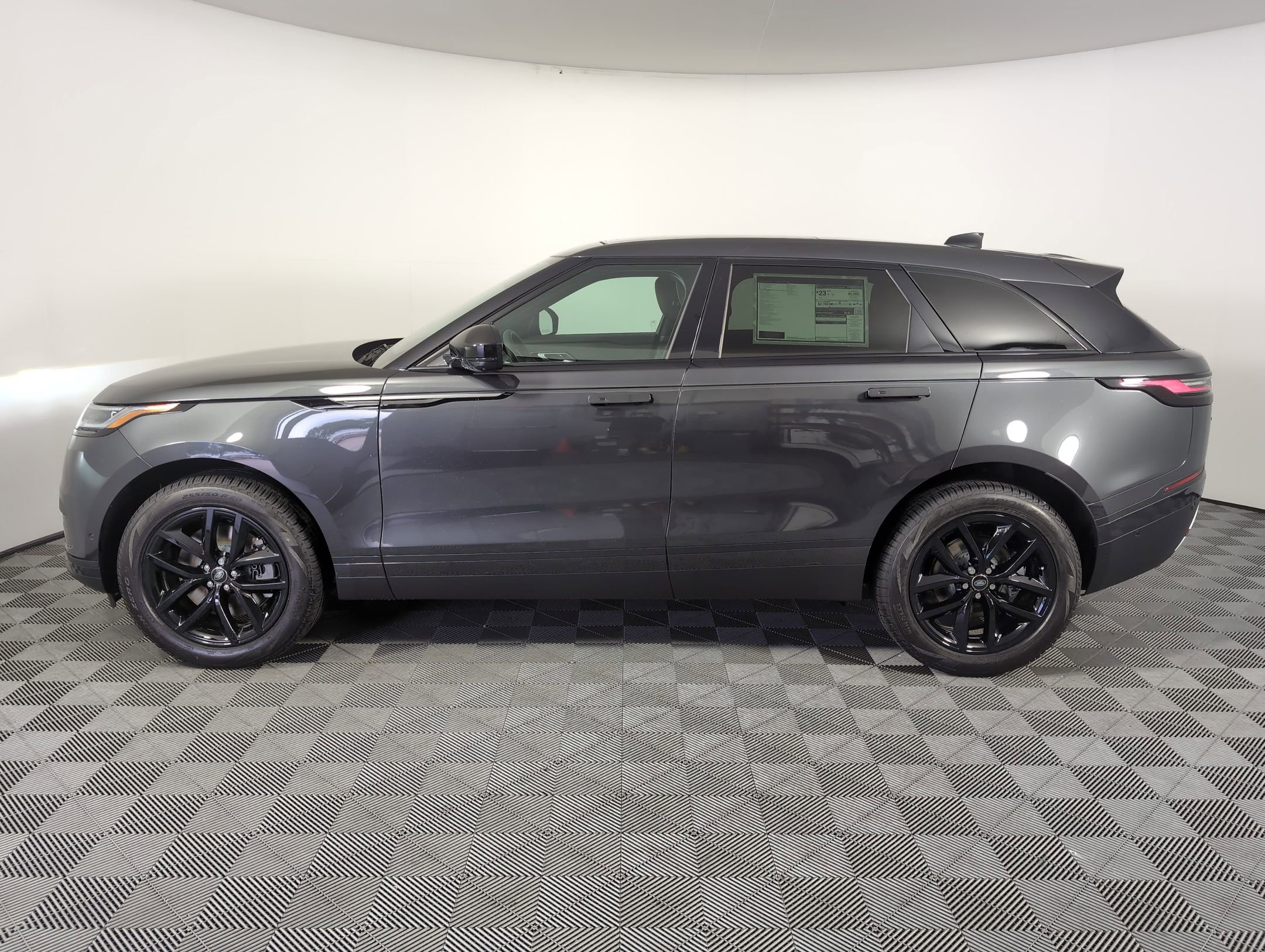 Used 2026 Land Rover Range Rover Velar S image 2
