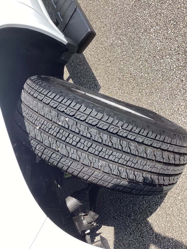 Used 2025 Chevrolet Colorado W/T w/ Advanced Trailering Package image 16