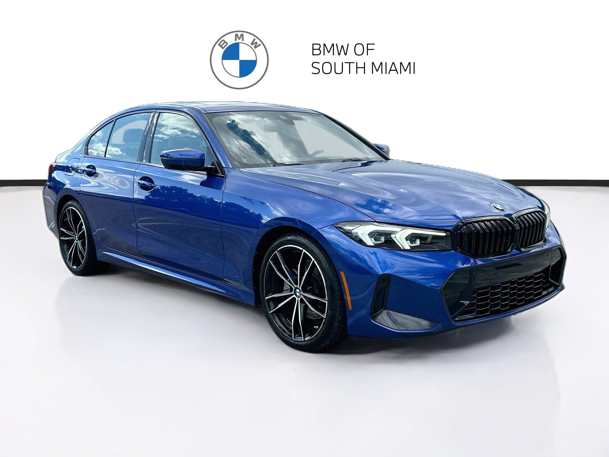 Used 2024 BMW 330i Sedan w/ M Sport Package RWD image 1