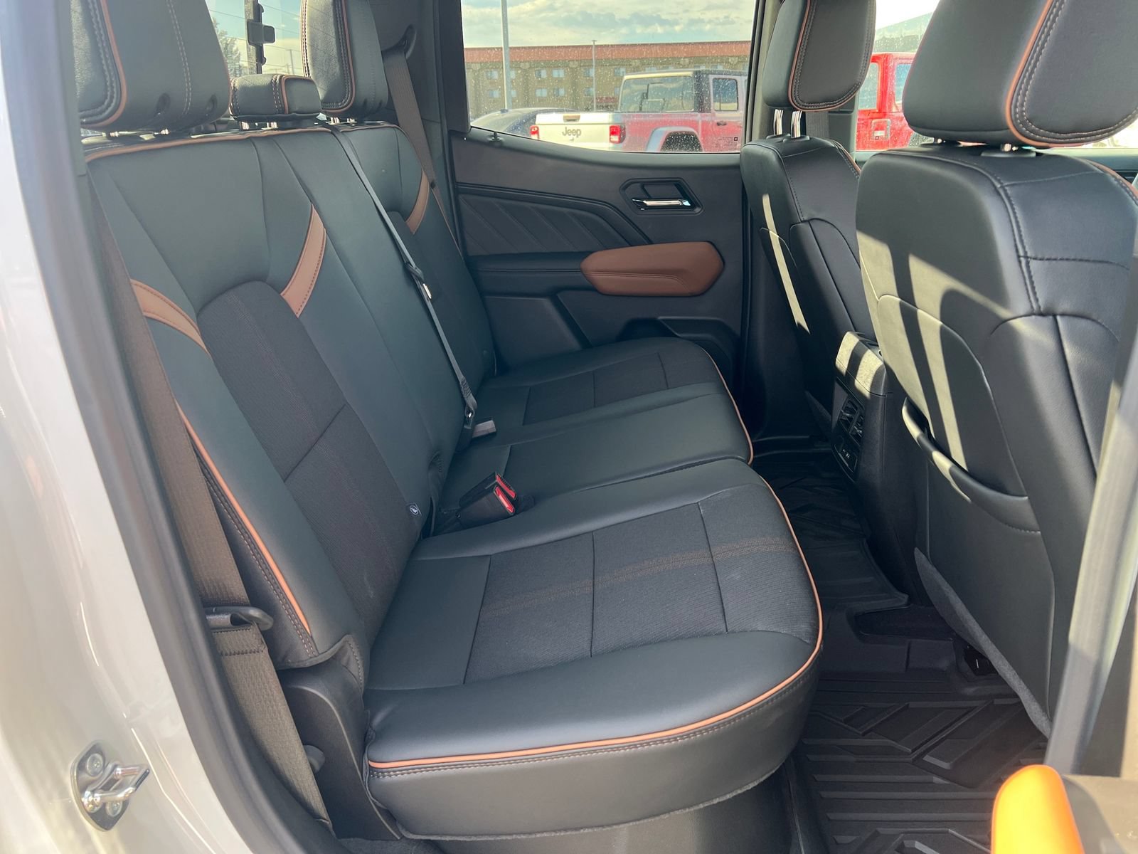 New 2026 GMC Canyon AT4 AWD/4WD image 30