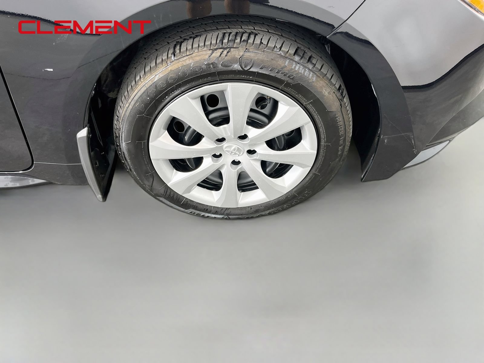 Used 2026 Toyota Corolla LE FWD image 36