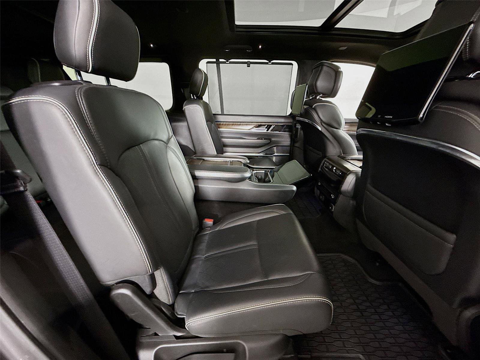 Used 2023 Jeep Grand Wagoneer L Series II w/ Rear Seat Video Group 1 image 24