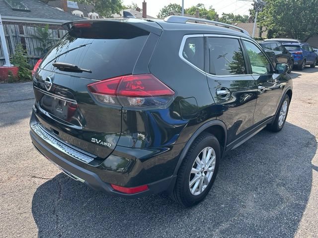 Used 2018 Nissan Rogue SV w/ Premium Package AWD/4WD image 4