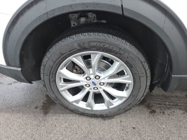 Certified 2023 Ford Explorer XLT w/ Equipment Group 202A image 8