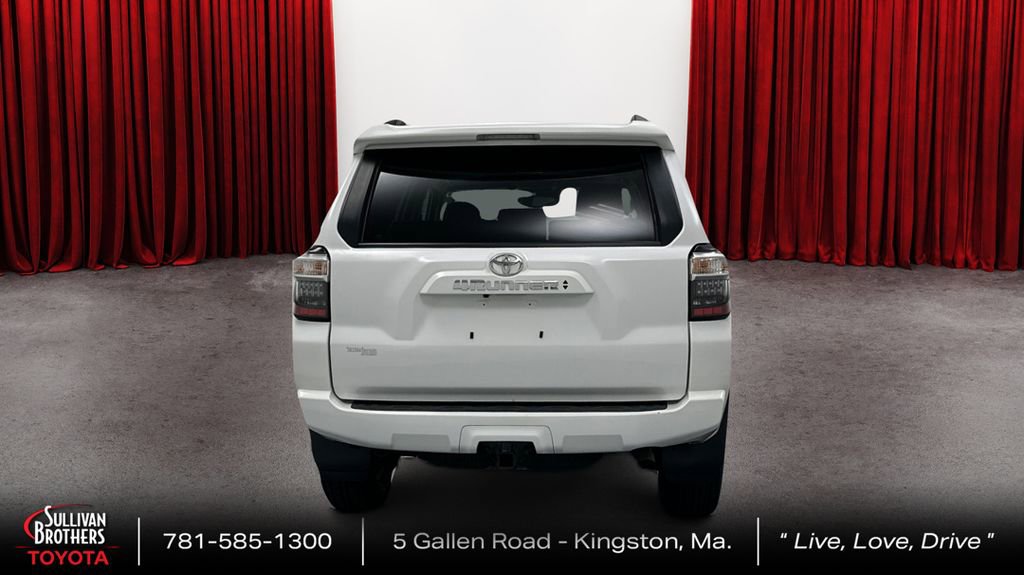 Certified 2022 Toyota 4Runner SR5 Premium w/ Moonroof Package image 6