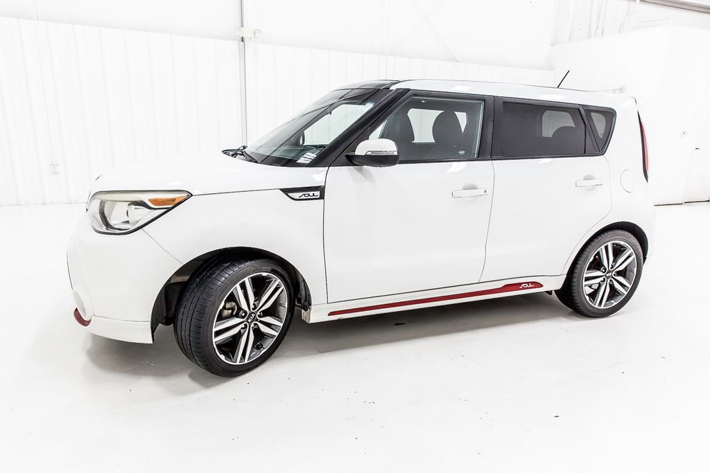 Used 2014 Kia Soul + image 3