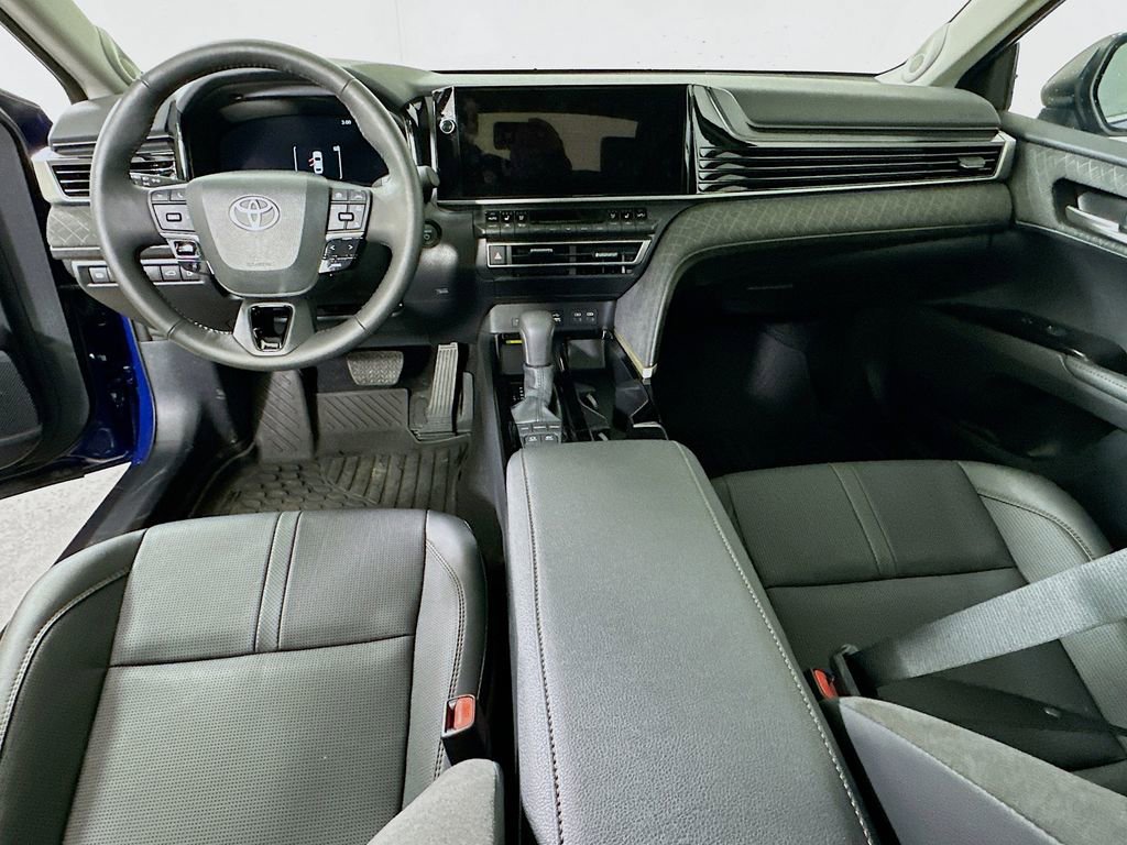 Used 2025 Toyota Camry XLE w/ Premium Package image 16
