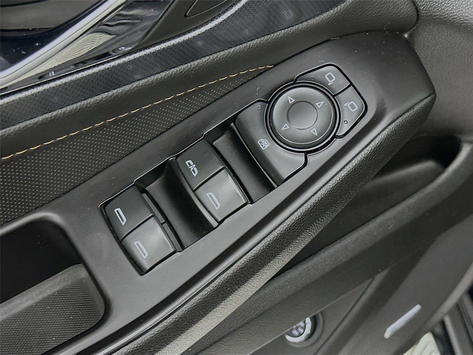 Used 2020 Chevrolet Traverse Premier w/ Redline Edition image 22
