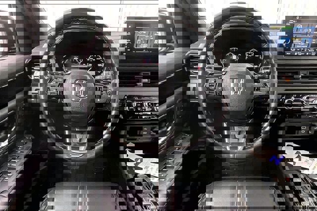 Certified 2024 Honda Pilot TrailSport image 5