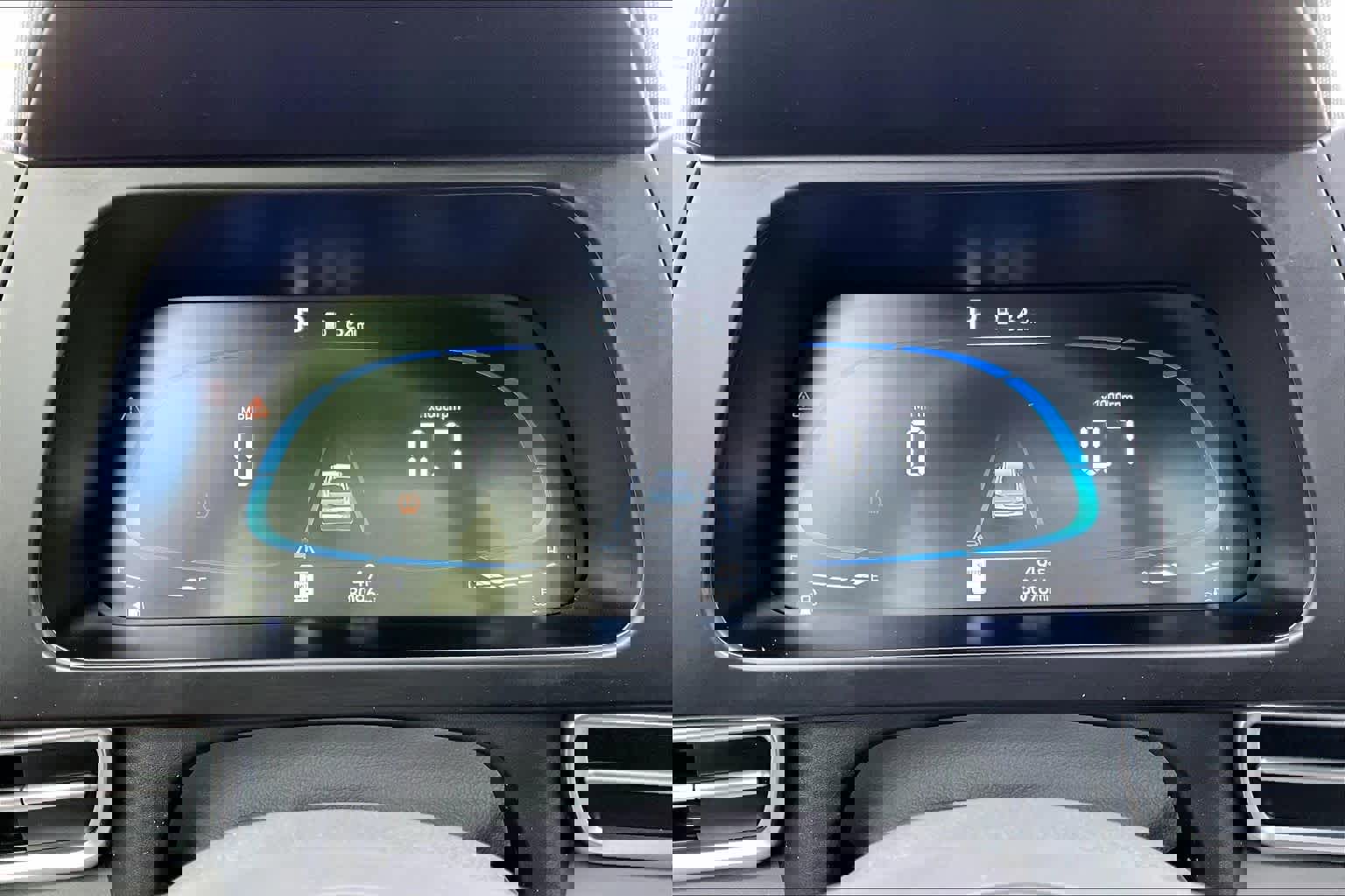 Used 2025 Hyundai Elantra Sport image 25