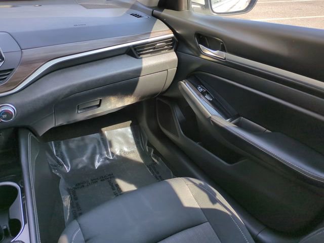 Used 2023 Nissan Altima 2.5 SV image 16