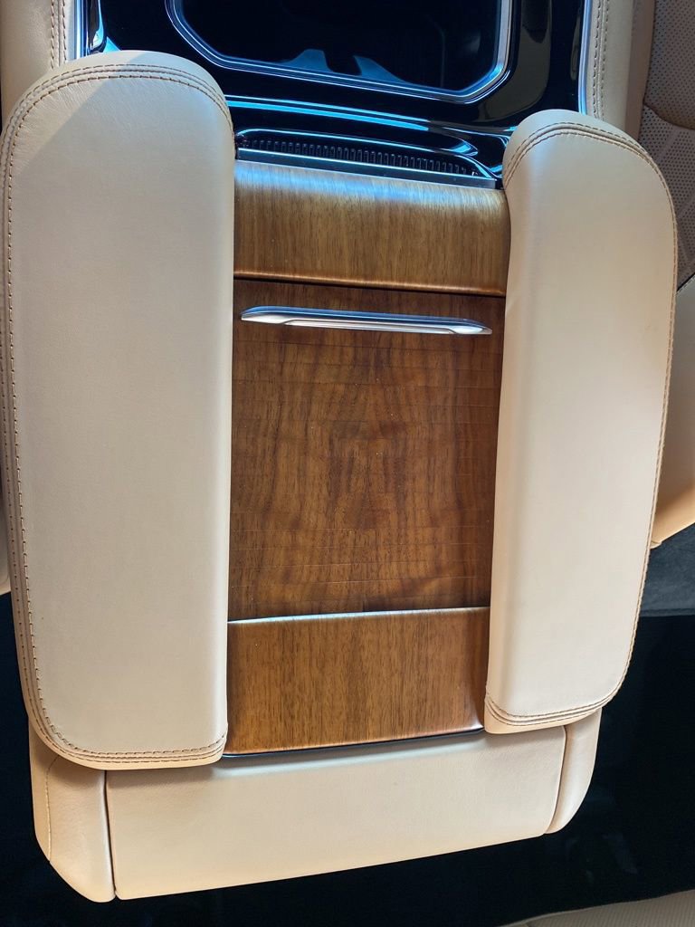 Used 2022 Jeep Grand Wagoneer Series III image 41