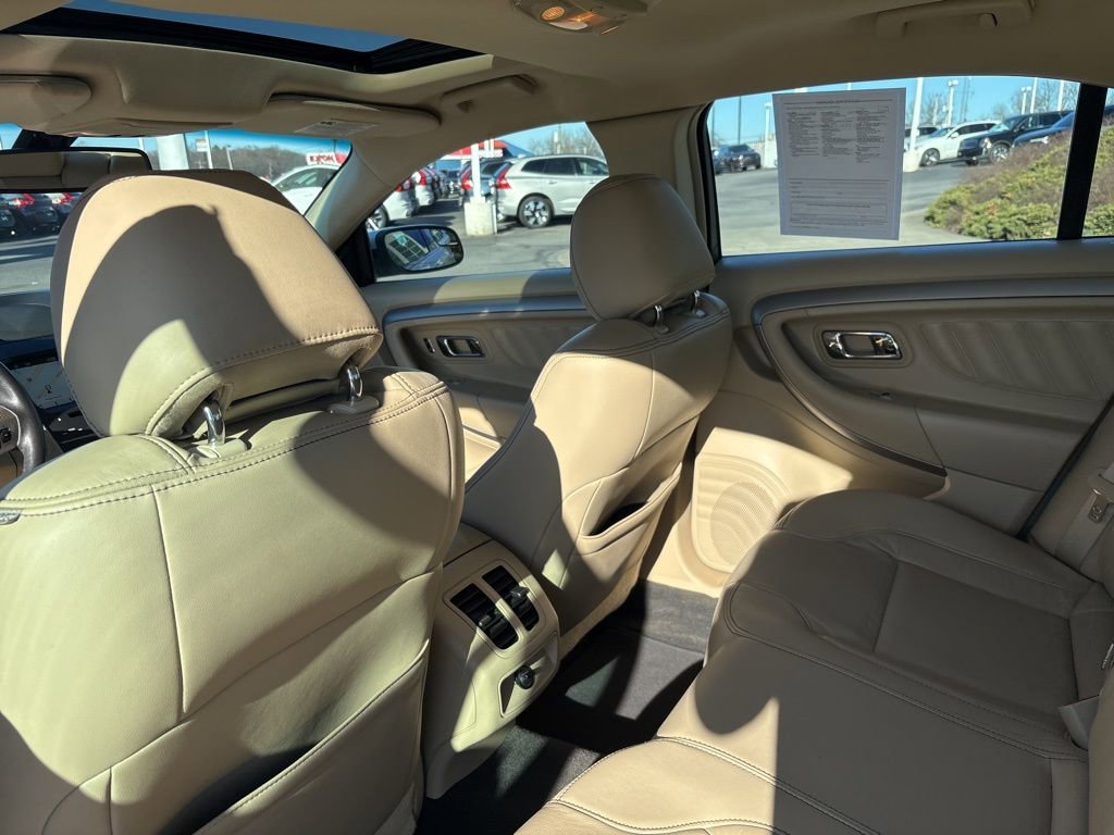 Used 2016 Ford Taurus SEL w/ Equipment Group 201A image 29