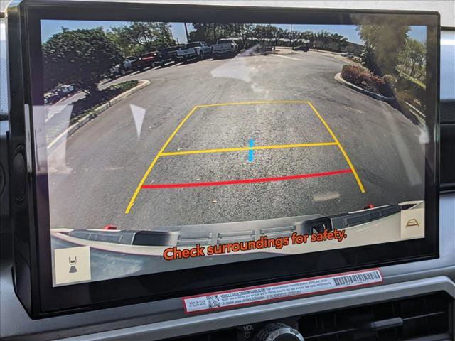 Used 2025 Toyota Tacoma TRD Off-Road image 13