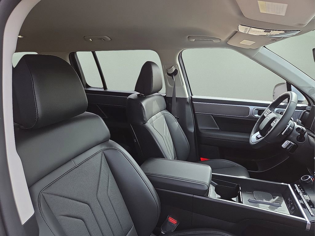 Used 2026 Hyundai Santa Fe SEL image 13