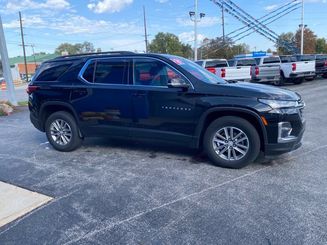 Used 2023 Chevrolet Traverse LT AWD/4WD image 6