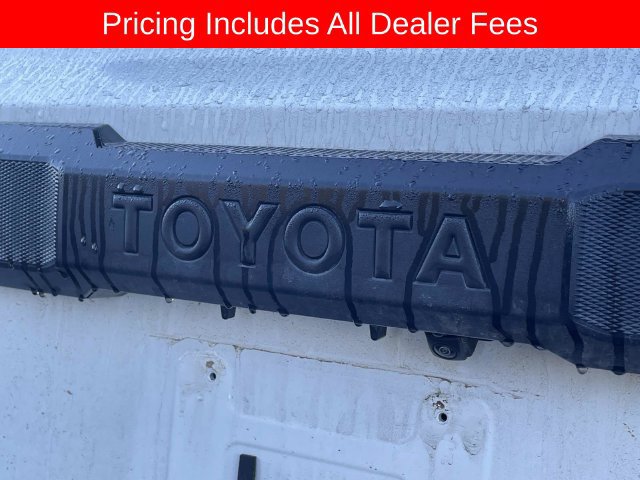 Used 2025 Toyota 4Runner TRD Off-Road Premium AWD/4WD image 8