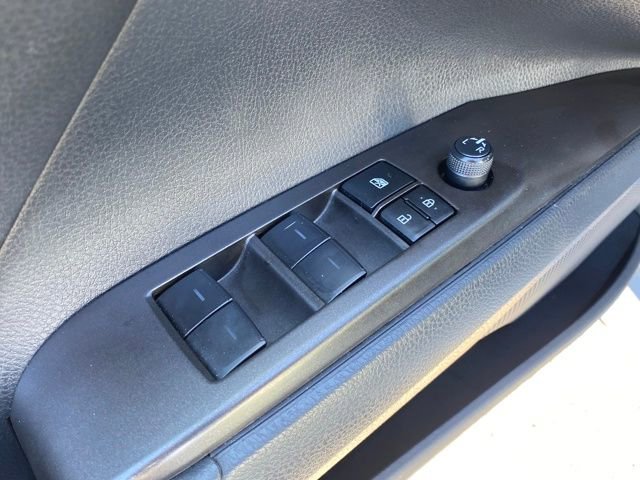 Used 2023 Toyota Camry SE image 15