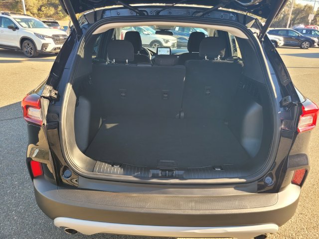 Certified 2023 Ford Escape Active AWD/4WD image 8