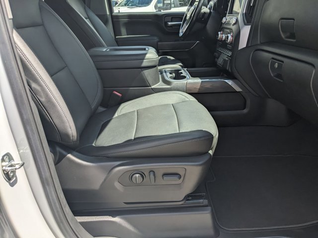 Used 2022 GMC Sierra 2500 SLT w/ SLT Convenience Package image 19