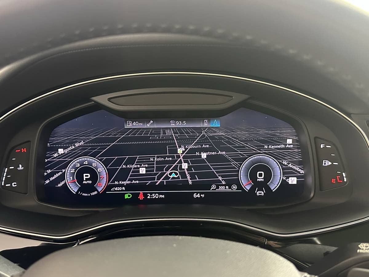Used 2019 Audi Q8 Prestige AWD/4WD image 39