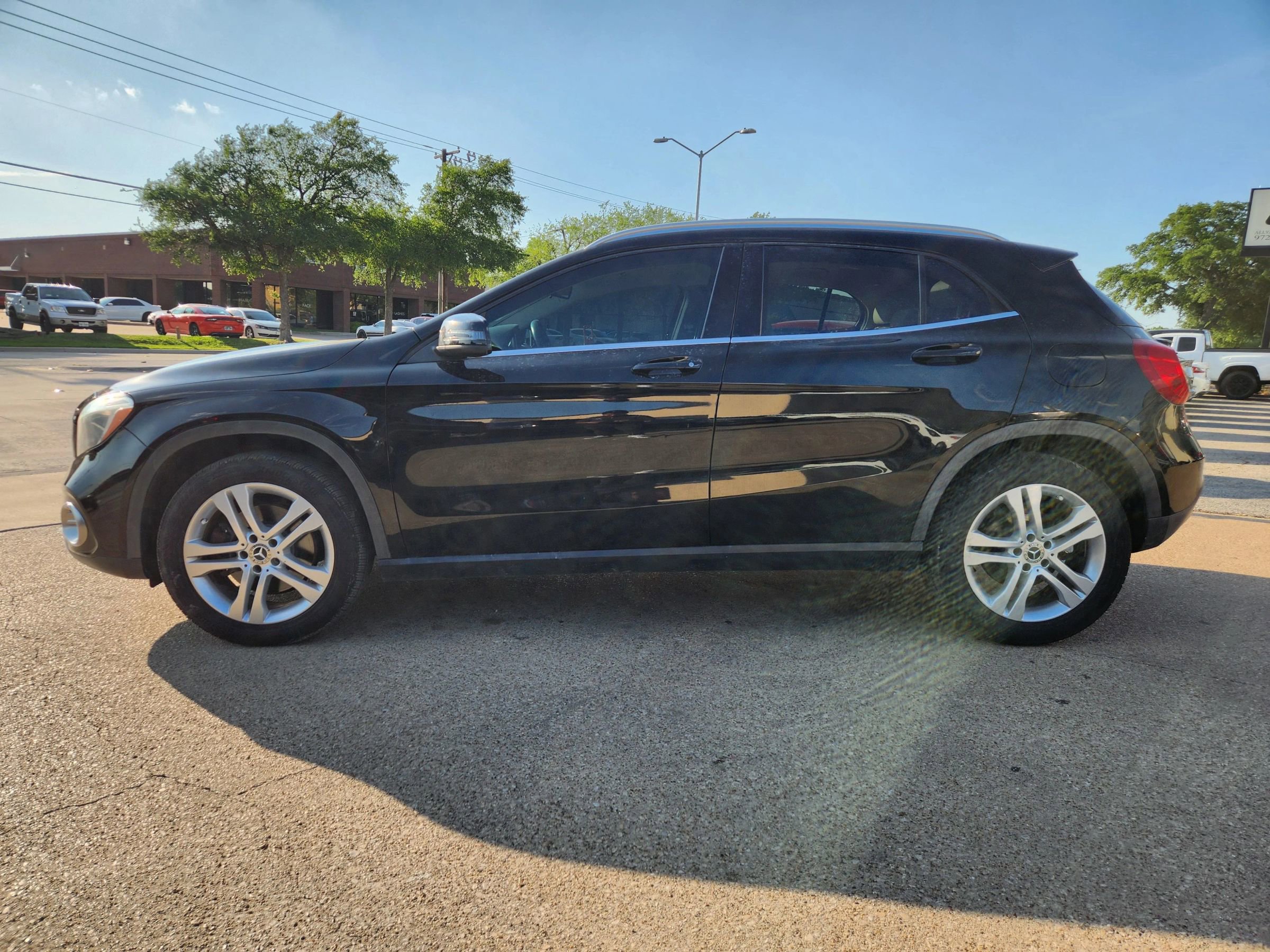Used 2018 Mercedes-Benz GLA 250 image 2