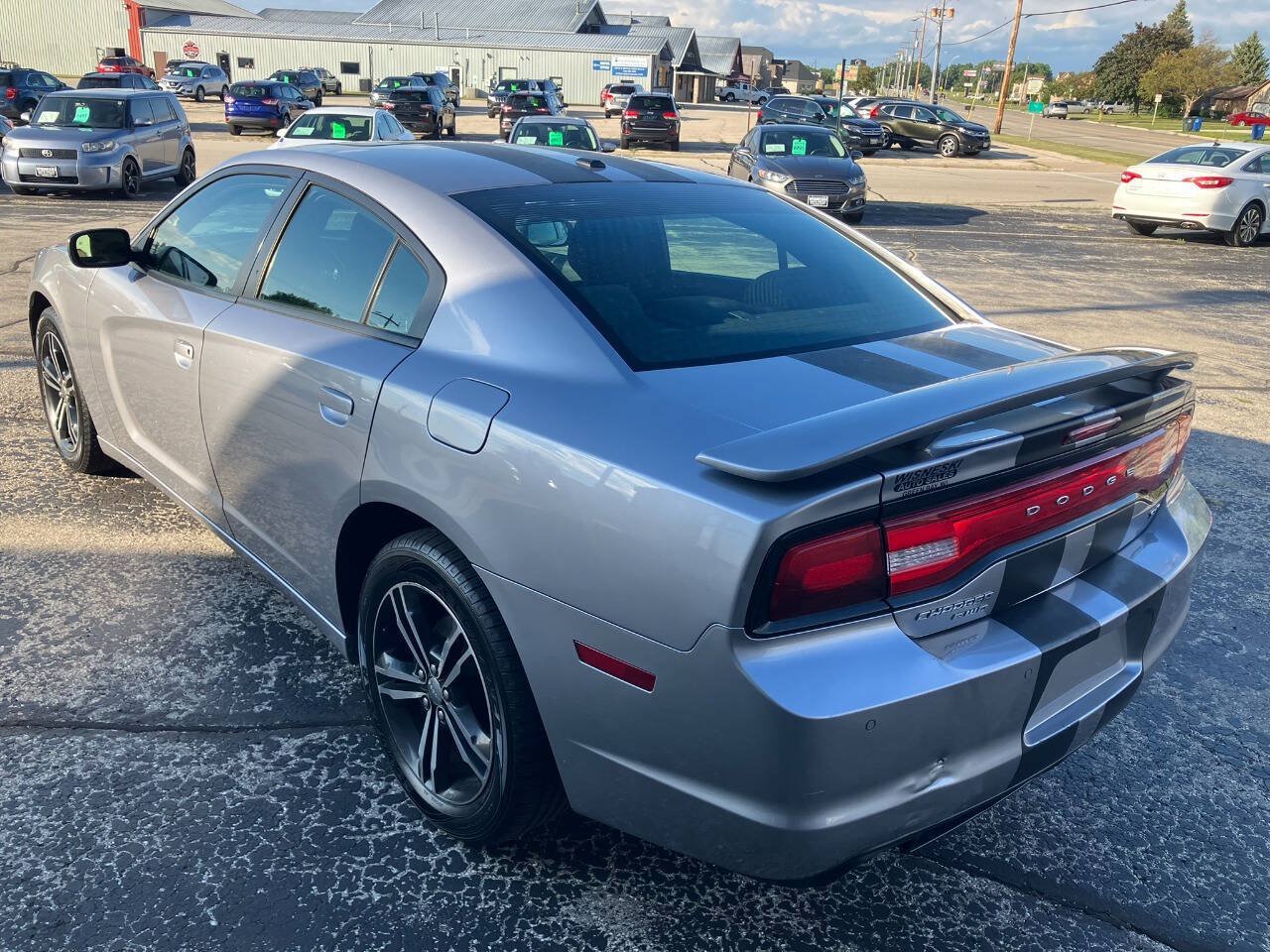 Used 2014 Dodge Charger SXT w/ Driver Confidence Group (AJG) AWD/4WD image 5