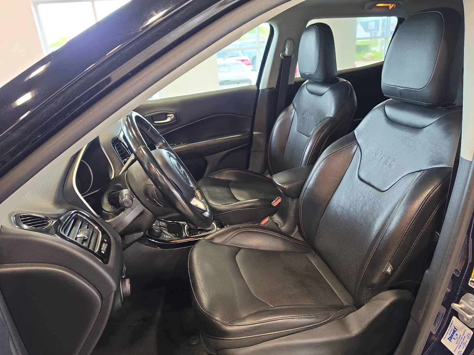 Used 2019 Jeep Compass Limited AWD/4WD image 15