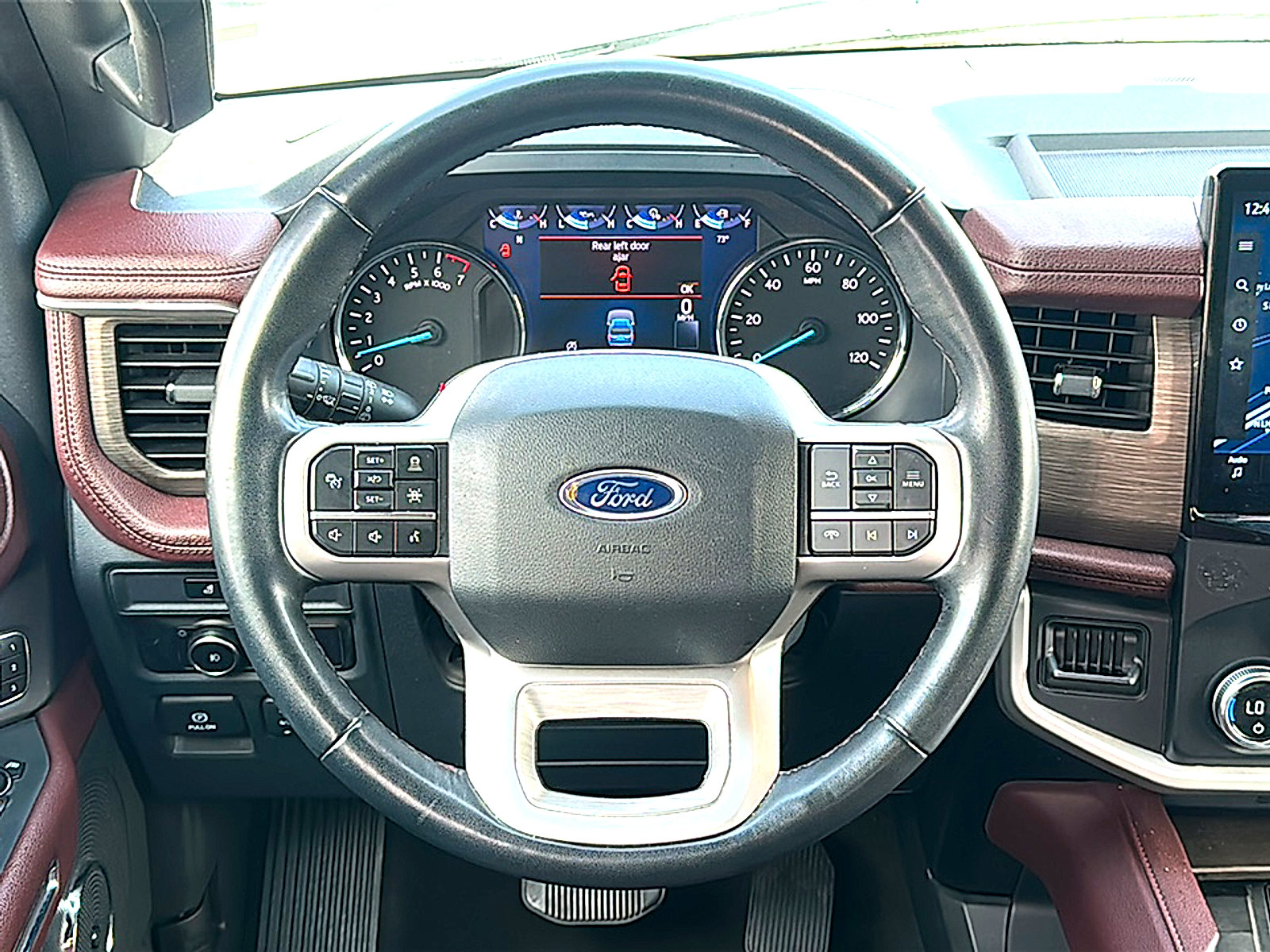 Used 2023 Ford Expedition Limited image 28