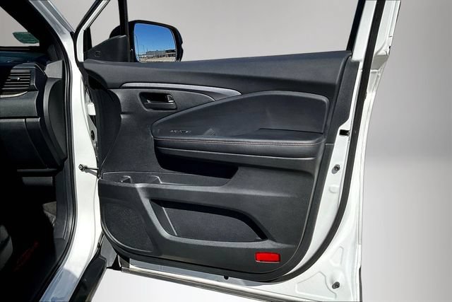 Used 2023 Honda Passport TrailSport image 28