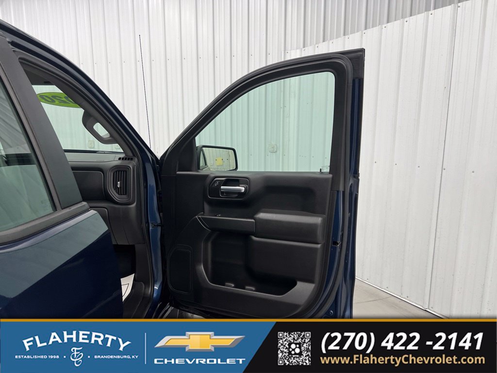 Used 2020 Chevrolet Silverado 1500 W/T w/ Trailering Package AWD/4WD image 14