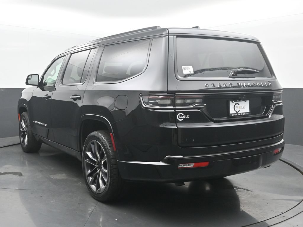 Used 2025 Jeep Grand Wagoneer Series III w/ Rear Seat Video Group 1 AWD/4WD image 4