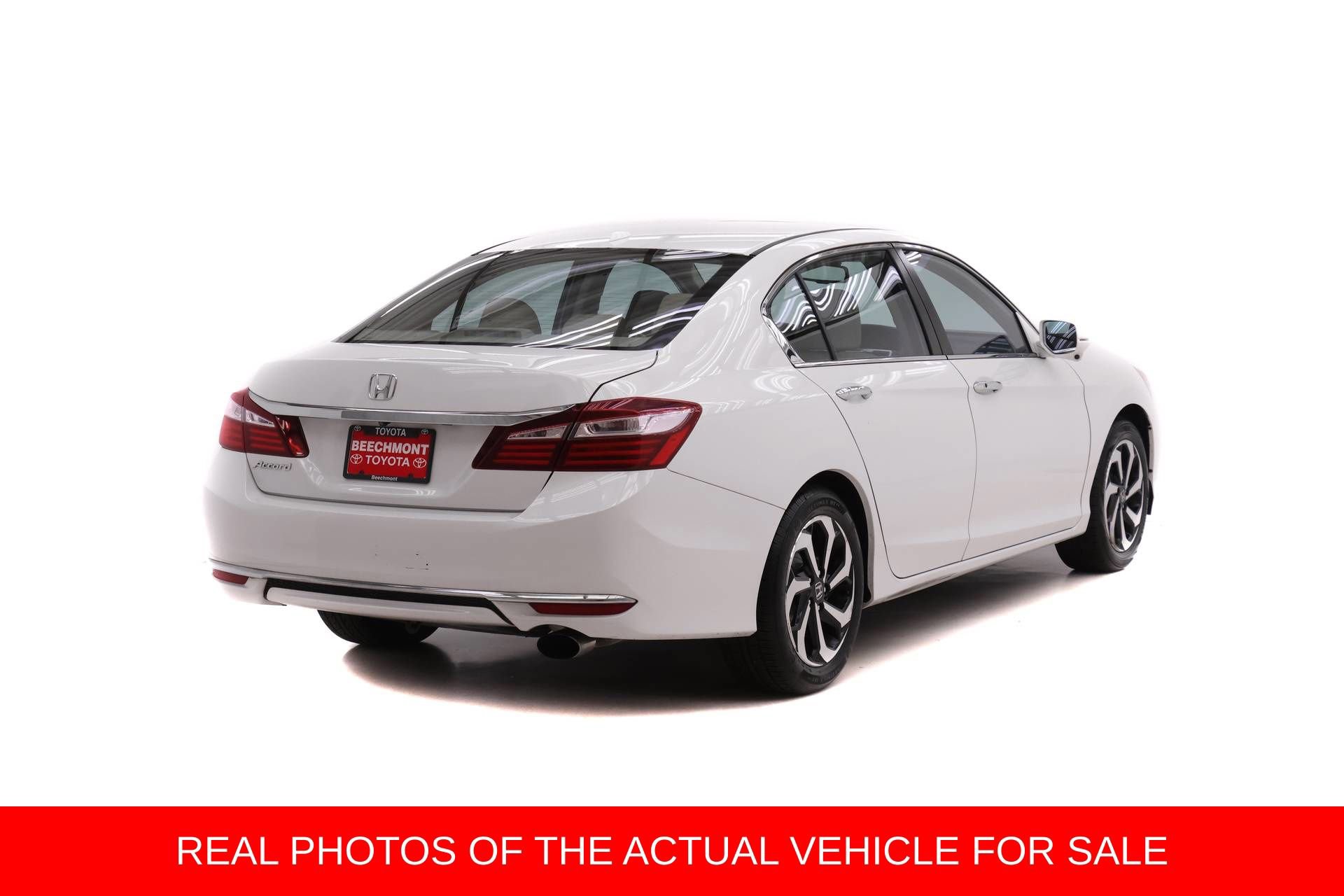 Used 2016 Honda Accord EX-L image 2