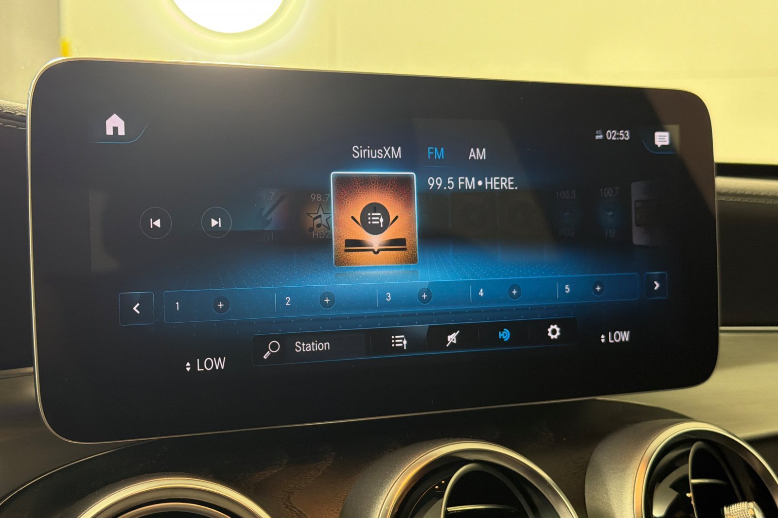 Used 2022 Mercedes-Benz GLC 300 4MATIC Coupe image 16