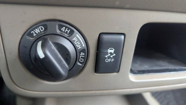 Used 2015 Nissan Frontier SV image 35