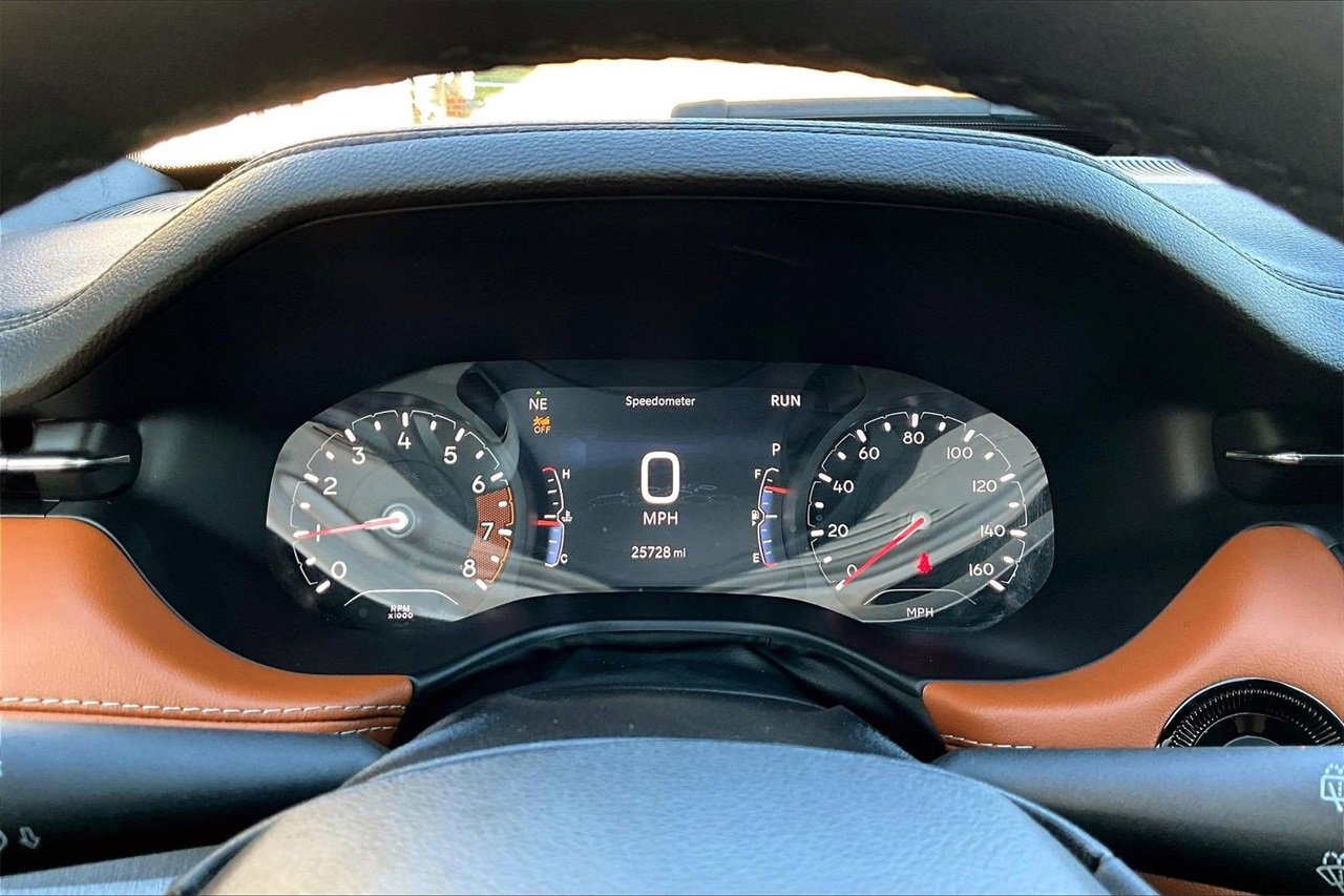 Certified 2024 Jeep Compass Limited image 9