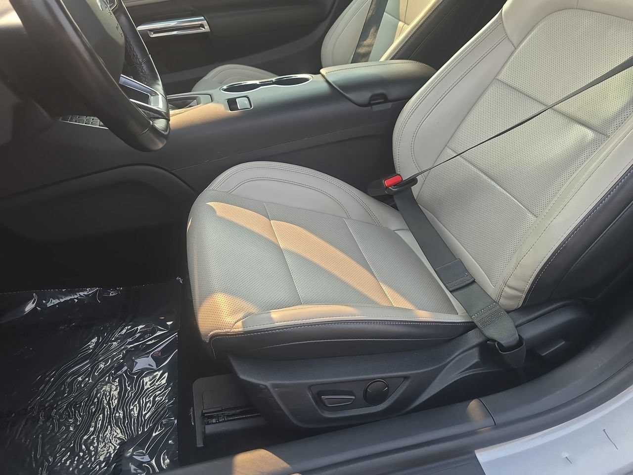 Used 2024 Ford Mustang Premium RWD image 21