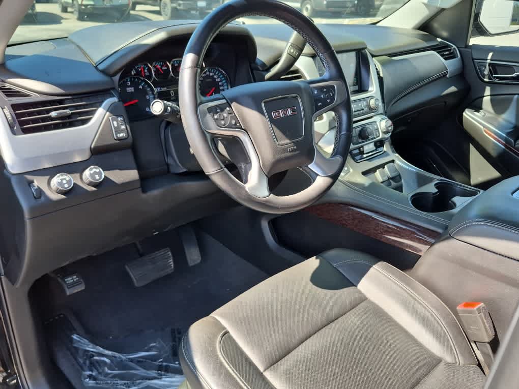 Used 2019 GMC Yukon SLT AWD/4WD image 14