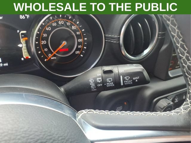 Used 2019 Jeep Wrangler Unlimited Sahara AWD/4WD image 27