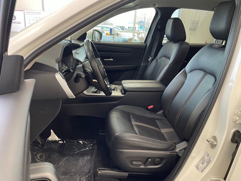 Used 2024 MAZDA CX-90 3.3 Turbo w/ Select Package image 8